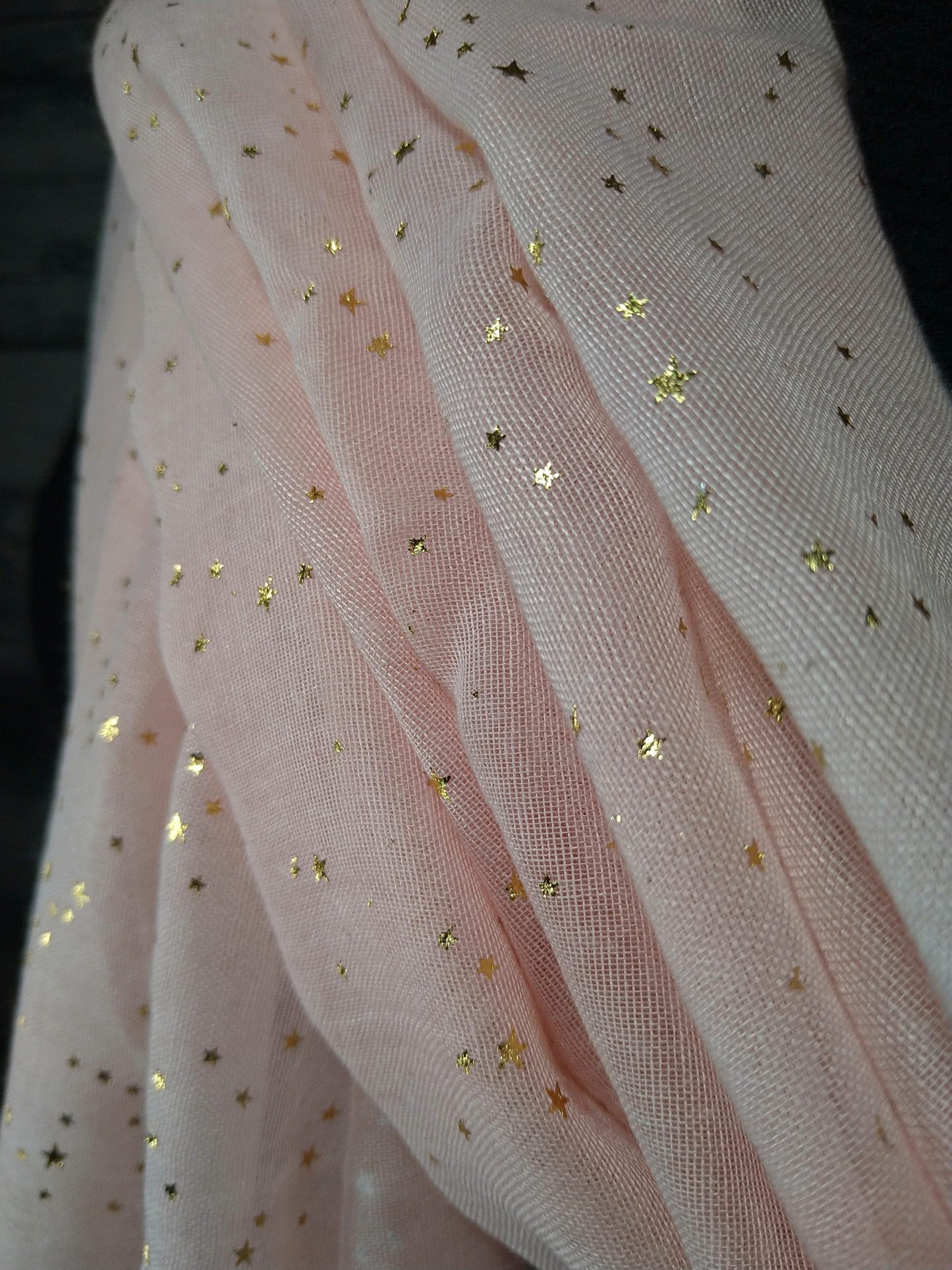 Schal -  Rosa mit goldenen Sternchen
